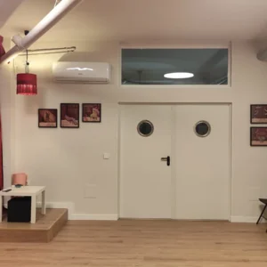 Sala de baile, yoga, teatro y eventos en el Espacio Cultural La Boa Negra - Alquiler por horas